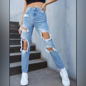 Shein high waisted ripped blue mom jeans size medium/6